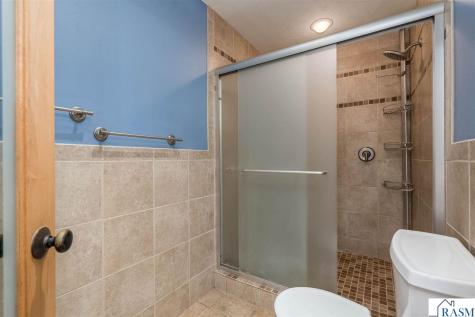 113 Hidden Oaks Circle Mankato MN 56001
