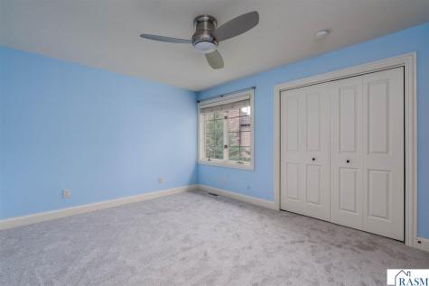113 Hidden Oaks Circle Mankato MN 56001