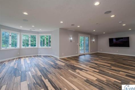 113 Hidden Oaks Circle Mankato MN 56001