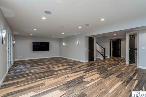 113 Hidden Oaks Circle Mankato MN 56001