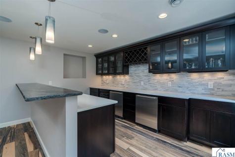 113 Hidden Oaks Circle Mankato MN 56001