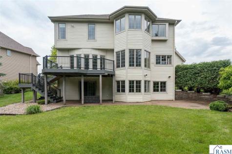 113 Hidden Oaks Circle Mankato MN 56001