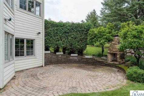113 Hidden Oaks Circle Mankato MN 56001