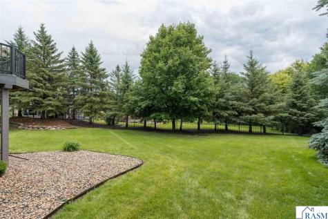 113 Hidden Oaks Circle Mankato MN 56001