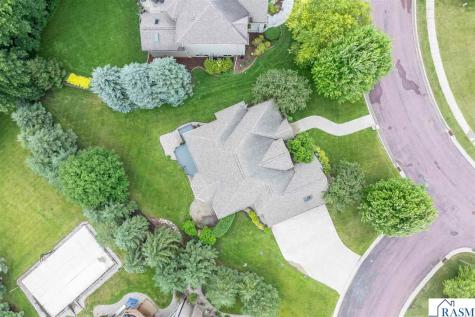 113 Hidden Oaks Circle Mankato MN 56001
