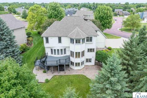 113 Hidden Oaks Circle Mankato MN 56001