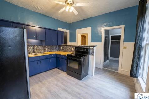 228 W 4th Street Blue Earth MN 56013