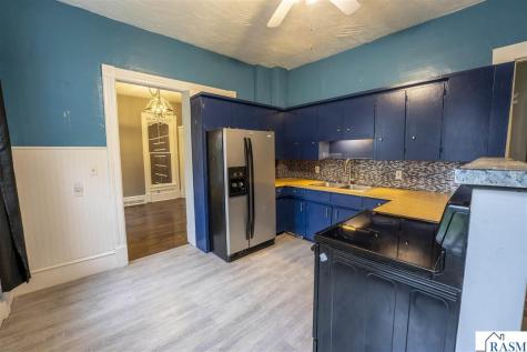 228 W 4th Street Blue Earth MN 56013