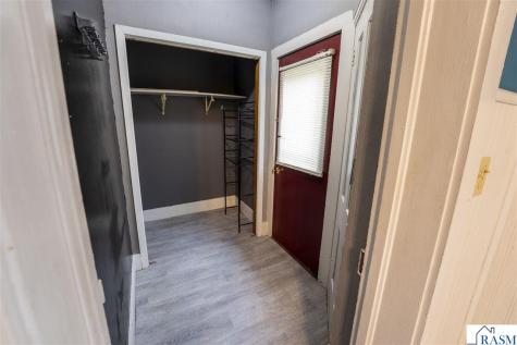 228 W 4th Street Blue Earth MN 56013