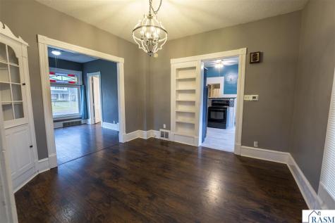 228 W 4th Street Blue Earth MN 56013