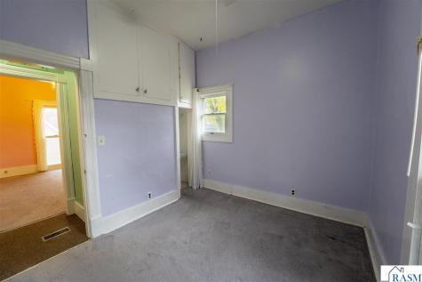 228 W 4th Street Blue Earth MN 56013
