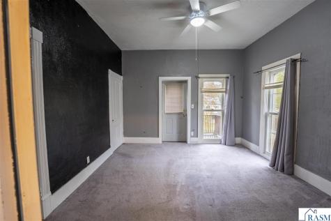 228 W 4th Street Blue Earth MN 56013