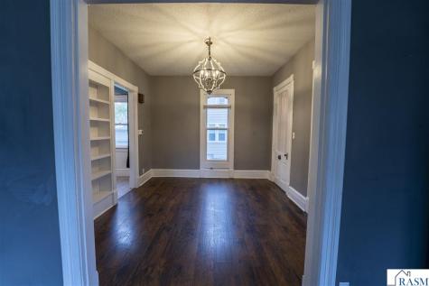 228 W 4th Street Blue Earth MN 56013