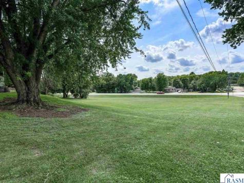 828 E Clinton Street Waterville MN 56096