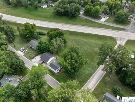 828 E Clinton Street Waterville MN 56096