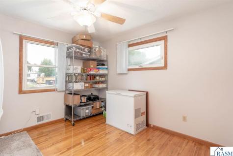 2613 E Main Street Mankato MN 56001