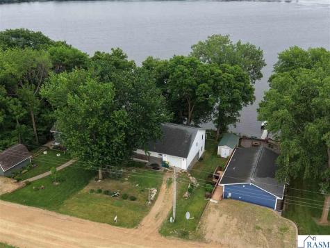 46039 Jefferson Lake Drive Cleveland MN 56017