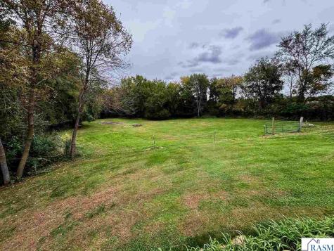 35382 480th Street Kasota MN 56050