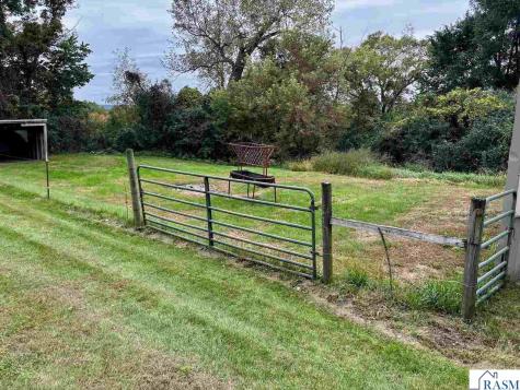 35382 480th Street Kasota MN 56050