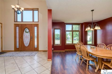 413 Thomas Drive Eagle Lake MN 56024