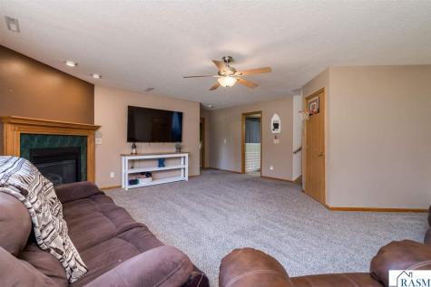 413 Thomas Drive Eagle Lake MN 56024