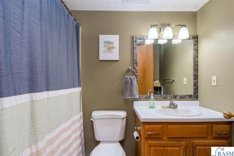 413 Thomas Drive Eagle Lake MN 56024