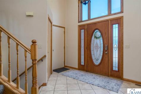 413 Thomas Drive Eagle Lake MN 56024