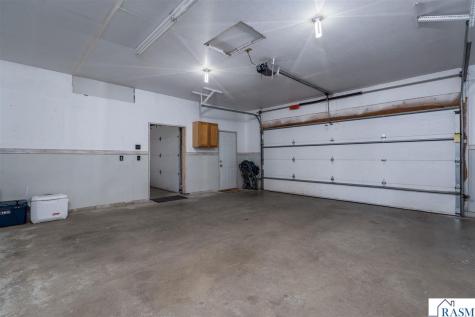 413 Thomas Drive Eagle Lake MN 56024