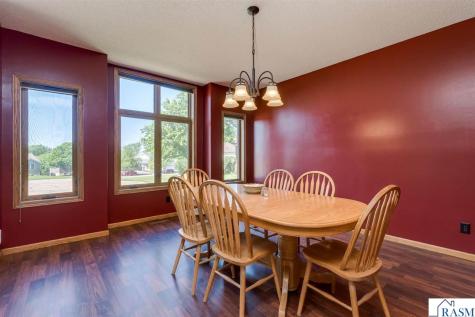 413 Thomas Drive Eagle Lake MN 56024