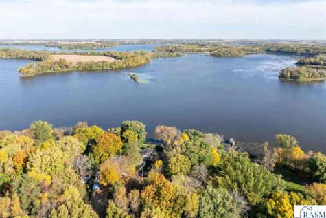25076 Swedes Bay Lane Elysian MN 56028