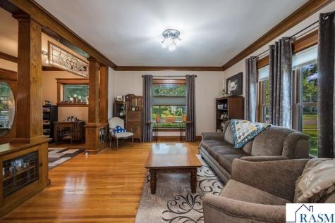 216 W 2nd Street Blue Earth MN 56013