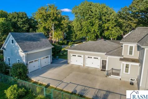 216 W 2nd Street Blue Earth MN 56013