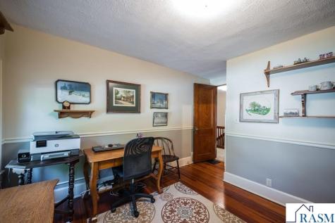 216 W 2nd Street Blue Earth MN 56013