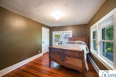 216 W 2nd Street Blue Earth MN 56013