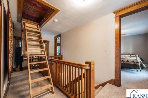 216 W 2nd Street Blue Earth MN 56013