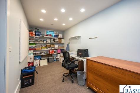 216 W 2nd Street Blue Earth MN 56013