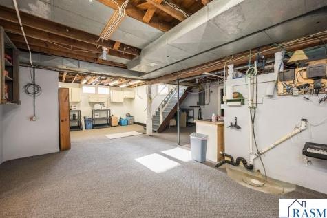 216 W 2nd Street Blue Earth MN 56013