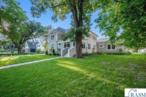 216 W 2nd Street Blue Earth MN 56013