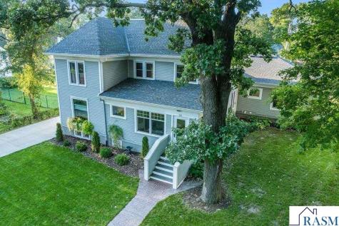 216 W 2nd Street Blue Earth MN 56013