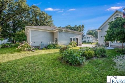 216 W 2nd Street Blue Earth MN 56013