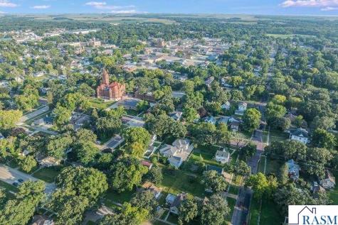 216 W 2nd Street Blue Earth MN 56013