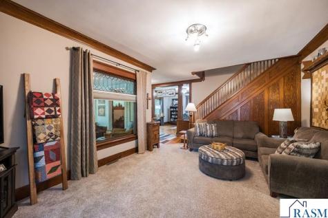 216 W 2nd Street Blue Earth MN 56013
