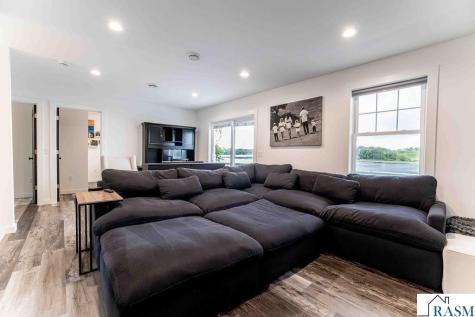50798 Carpenters Point Lane Elysian MN 56028