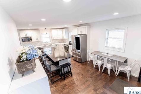 50798 Carpenters Point Lane Elysian MN 56028