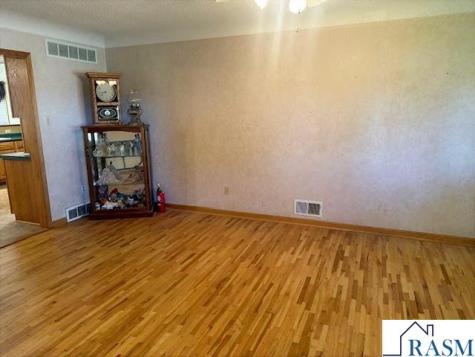 712 Austin Drive St. Peter MN 56082