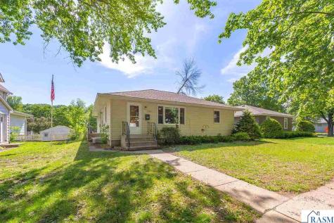 921 N Payne Street New Ulm MN 56073