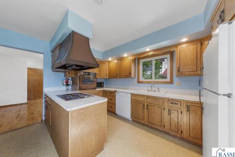 921 N Payne Street New Ulm MN 56073