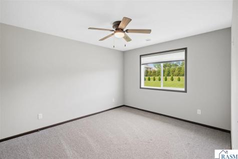 1554 NE Gray Fox Drive Owatonna MN 55060