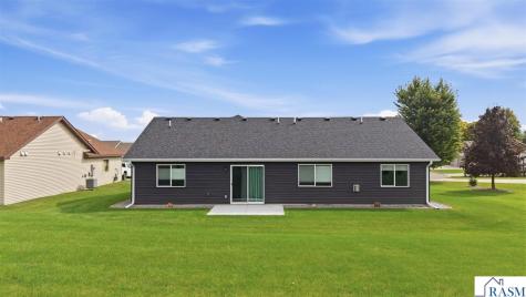 1554 NE Gray Fox Drive Owatonna MN 55060
