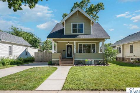 431 Nicollet Avenue North Mankato MN 56003